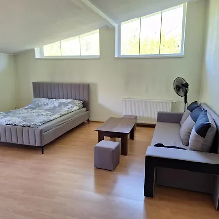 Nakvynes Namai Salia Klaipedos * Klaipeda